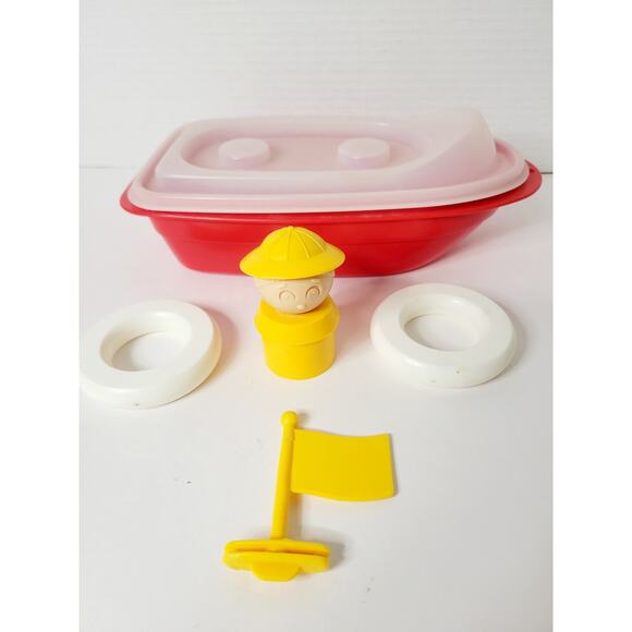 Vintage Tupperware Play Boat Toy‎ with Captain, Flag & Floats - Picture 4 of 4